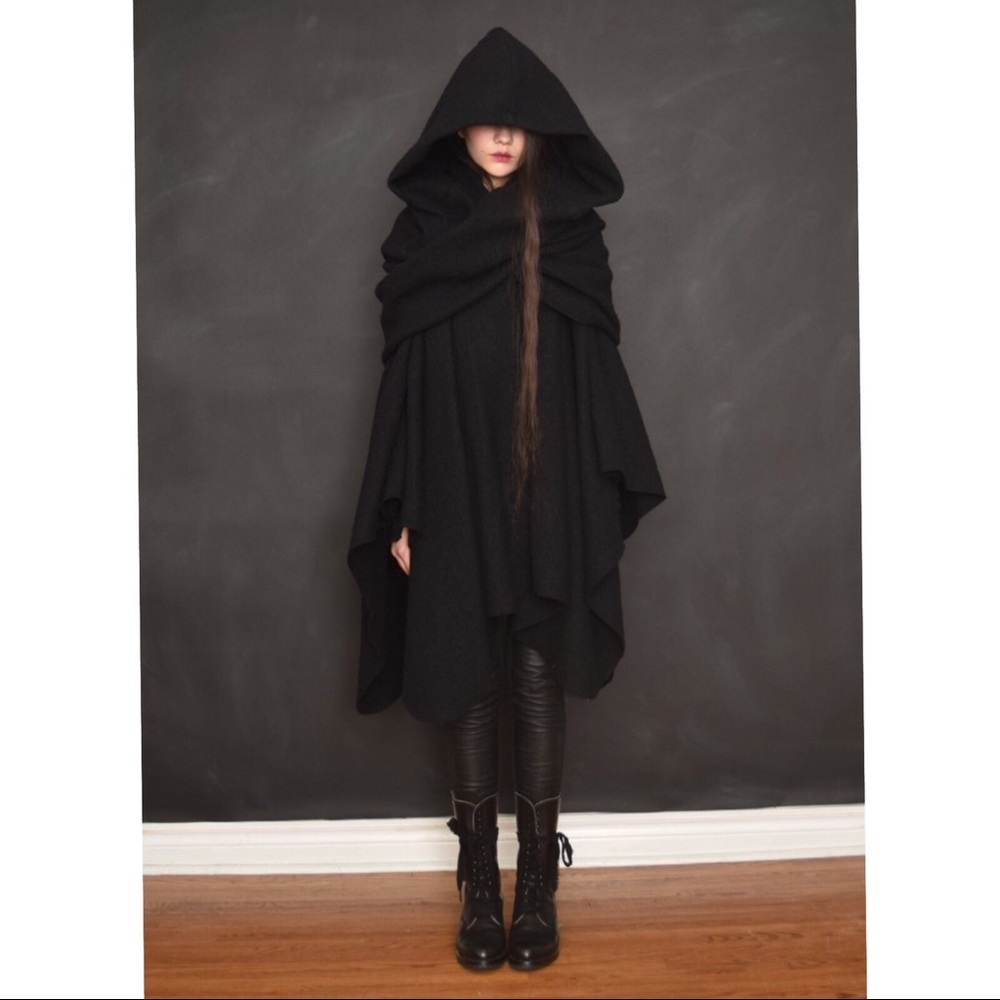 Nuit Clothing Atelier Mythic Cape Pure Wool OS new
